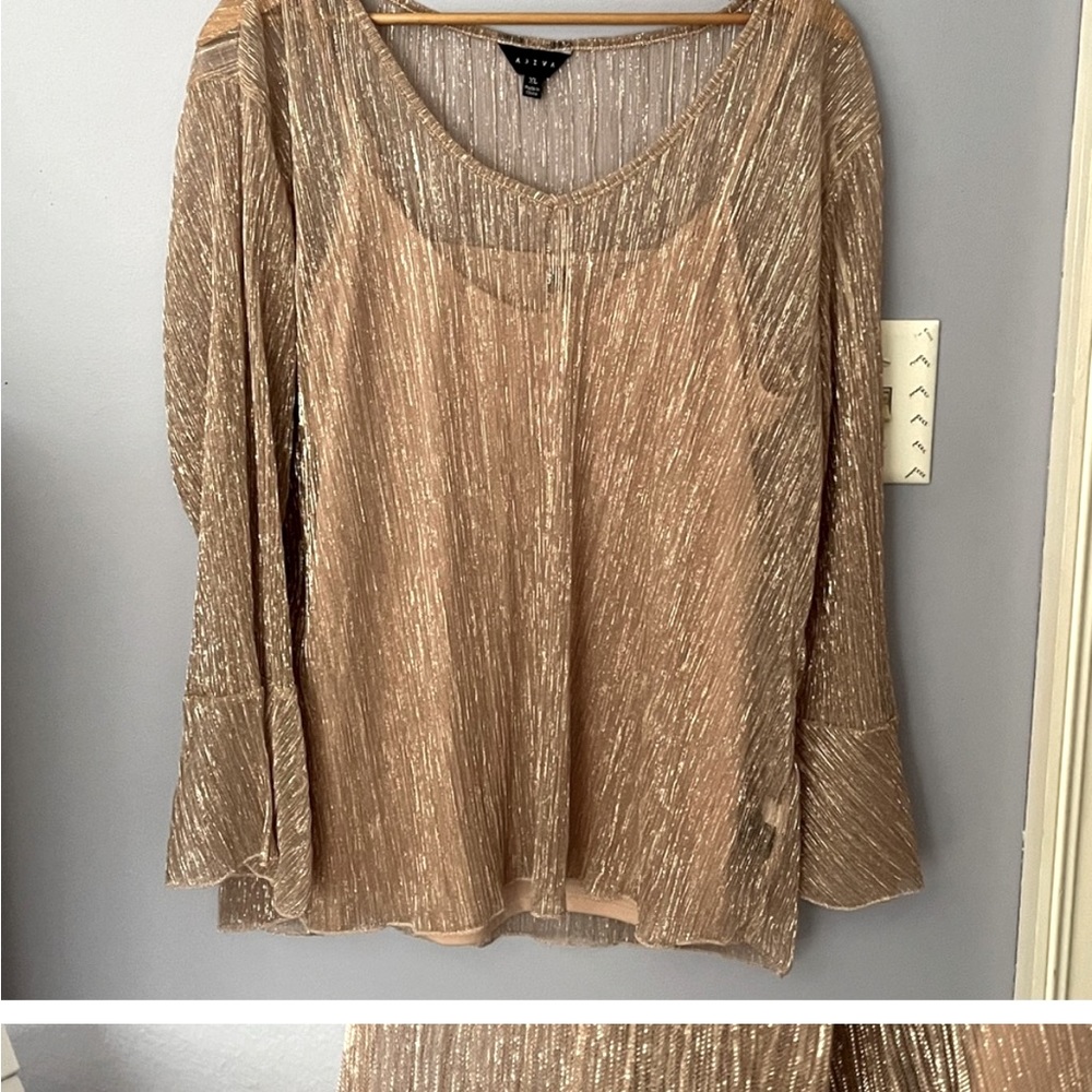 🦋Adiva shimmer blouse🦋 Great option for Eras tour!!